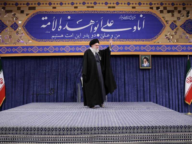 Il regime iraniano si sta consumando. Analisi di una protesta