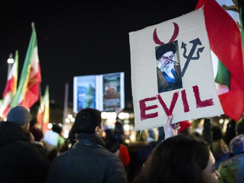 A Teheran il fronte delle minoranze può essere decisivo contro il regime