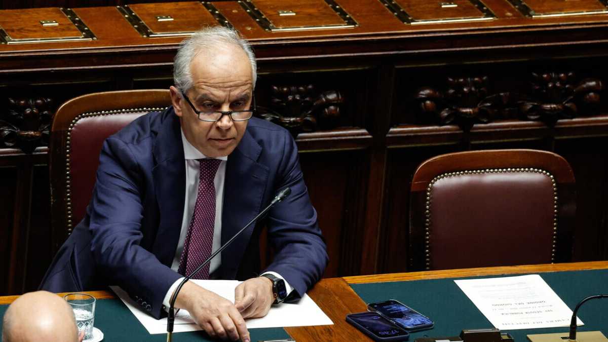 Immagine di Immigrazione, zone rosse e maranza: cosa c'è nel nuovo decreto sicurezza