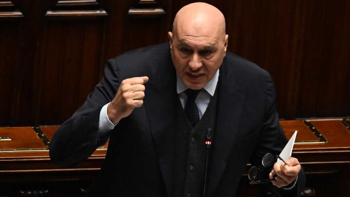 Immagine di Non ci si vergogna di aiutare Kyiv: il monito di Crosetto