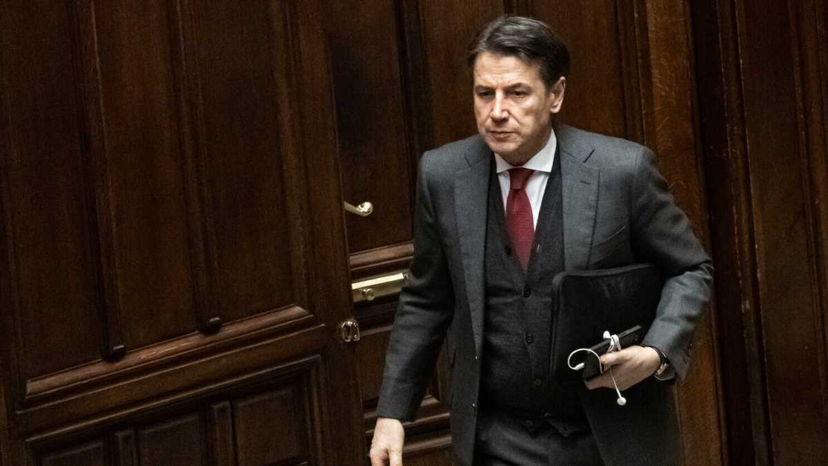 Immagine di Lo stato del dibattito sulla politica estera richiede, più che un accademico, l'intervento di un idraulico