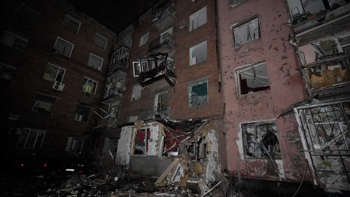 Immagine di Ricominciare a pregare in quest’ora buia. Lettera da un silenzio