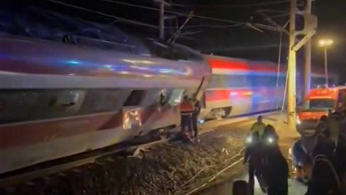 Immagine di Cosa si sa dello scontro tra due treni in Spagna