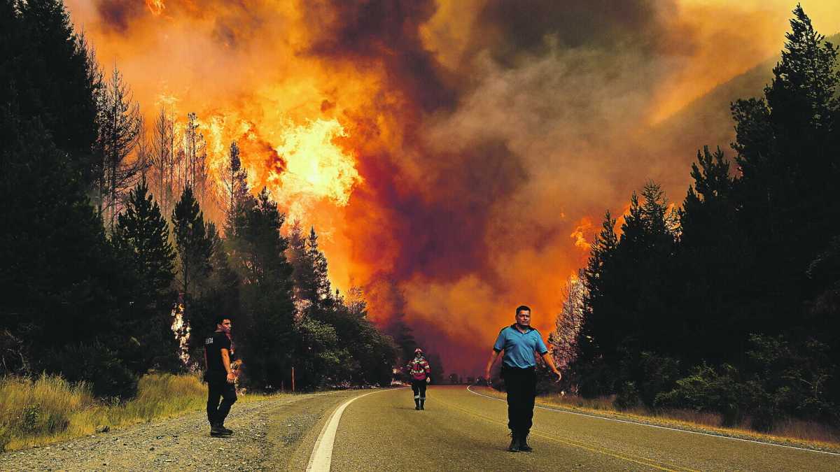 Immagine di Plan Andinia, complotto ebraico. Gli incendi in Patagonia e le false accuse a due studenti israeliani