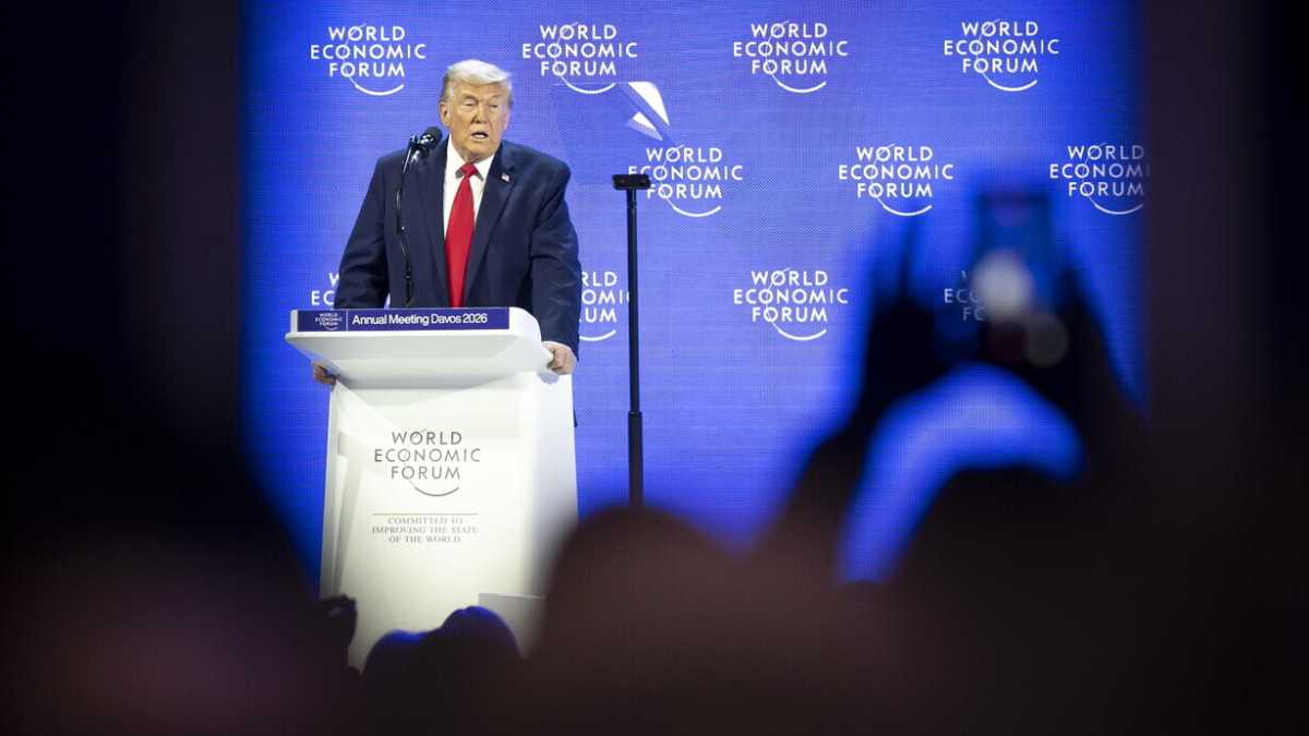 Immagine di Prendere la Groenlandia "è una piccola richiesta" alla Nato, dice Trump a Davos. Se la risposta è no, ci saranno conseguenze