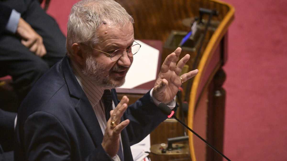 Immagine di Borghi (Lega): "La Groenlandia? Serve solo a pescare merluzzo: lasciatela a Trump"