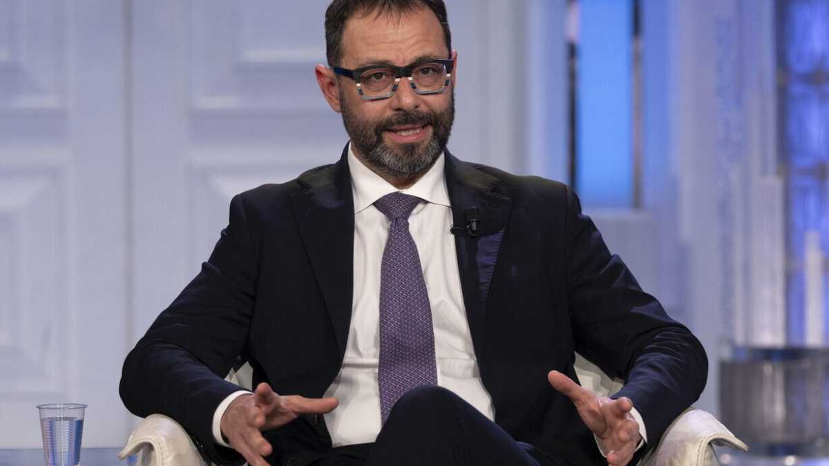 Immagine di Le opposizioni vanno da La Russa per chiedere lo sblocco della Vigilanza Rai. Patuanelli (M5s): "Situazione inaccettabile"