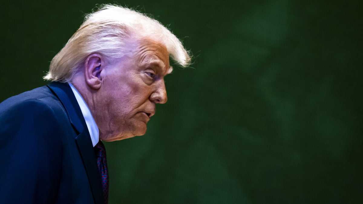 Immagine di Secondo “La Stampa”, Trump è un derviscio