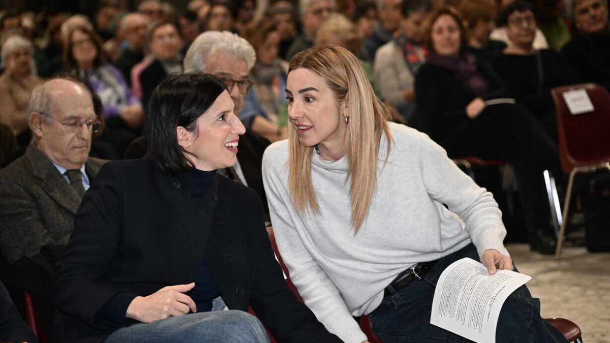 Immagine di Quando la scena dem si fa fosca (vedi ddl antisemitismo), Schlein si rifugia nella Genova di Silvia Salis