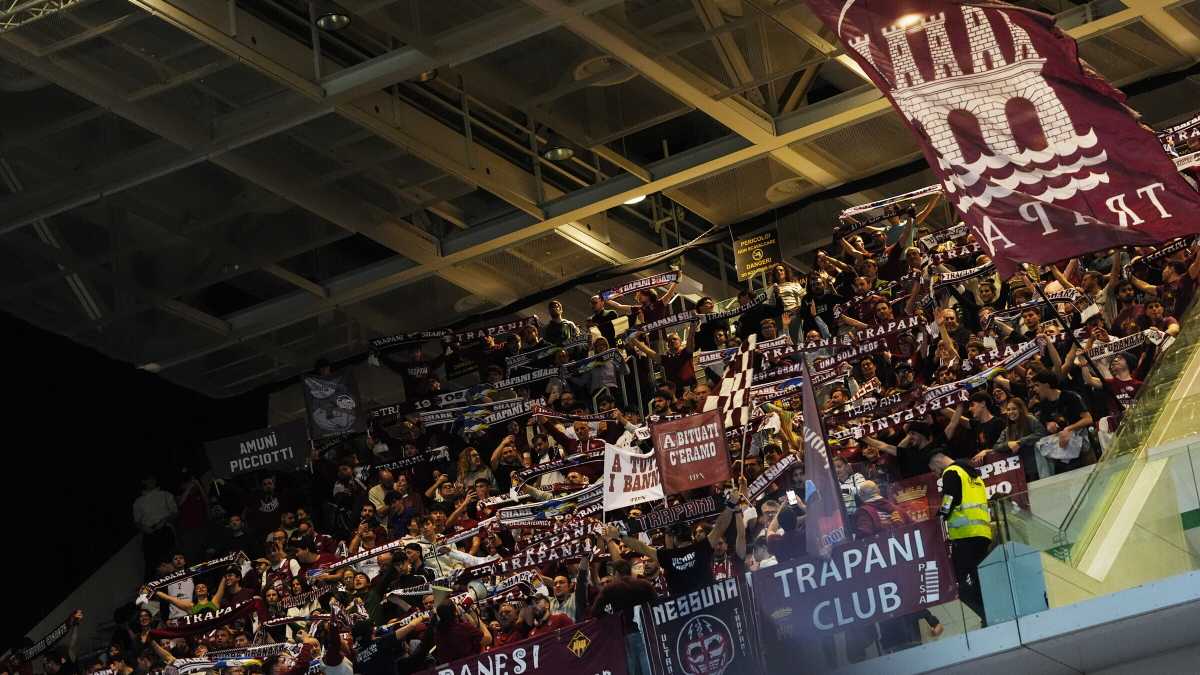 Immagine di Sono 30 anni che il basket italiano sopravvive a fallimenti e rinunce