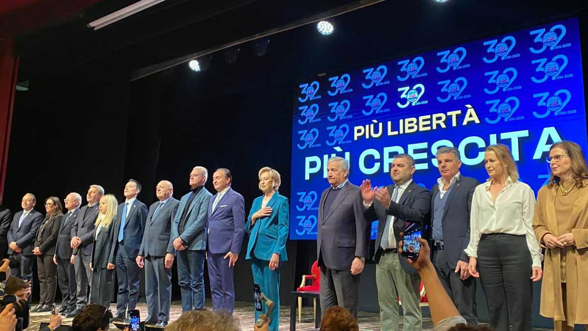 Immagine di Tajani scarica Salvini e Salvini scarica Vannacci: "C'è chi pensa solo al seggio. Vai!". La "maledetta" domenica degli alleati
