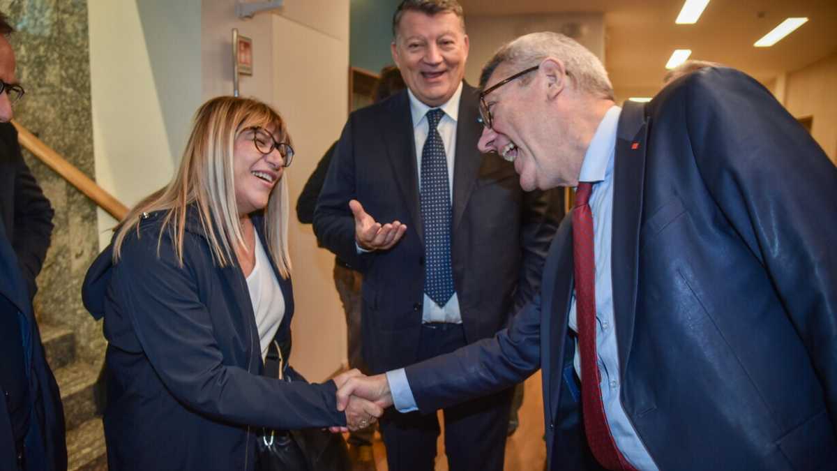 Immagine di L'energia divide i sindacati: per la Cgil il nucleare è "ideologico", ma Cisl e Uil aprono al ritorno dell'atomo