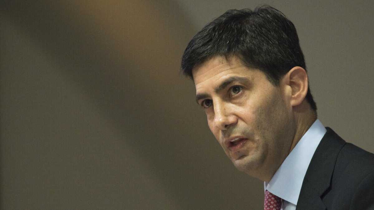 Immagine di Chi è Kevin Warsh, l’ex falco che Trump vuole alla Fed per tagliare i tassi