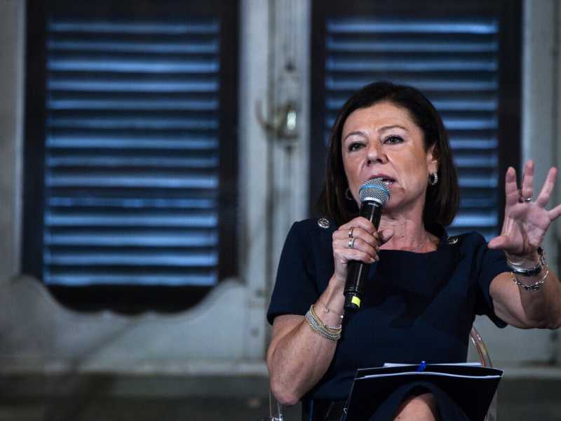 "I dem diano un contributo egemone nel dibattito con il M5s", dice Paola De Micheli