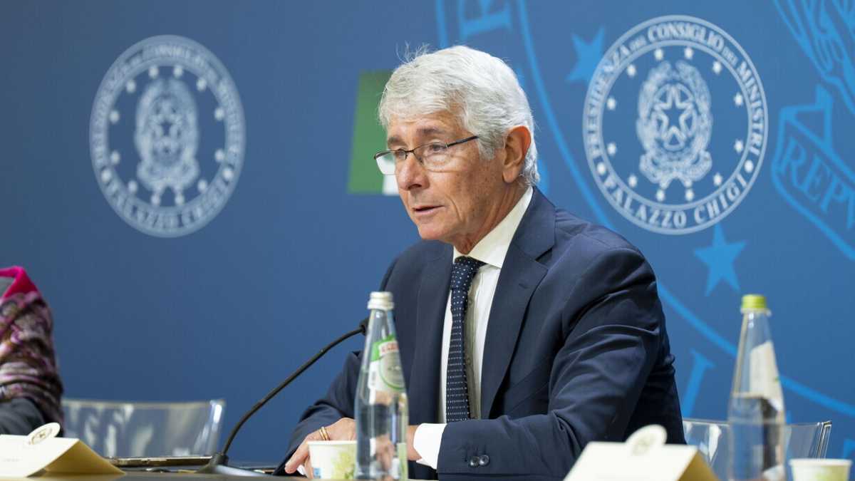 Immagine di Ci stiamo alzando dal divano