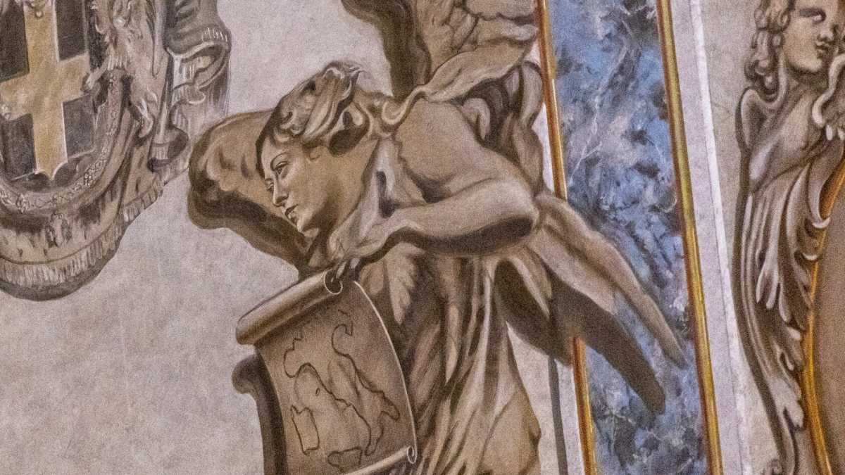 Immagine di Con l'angelo Meloni, i meme entrano in chiesa