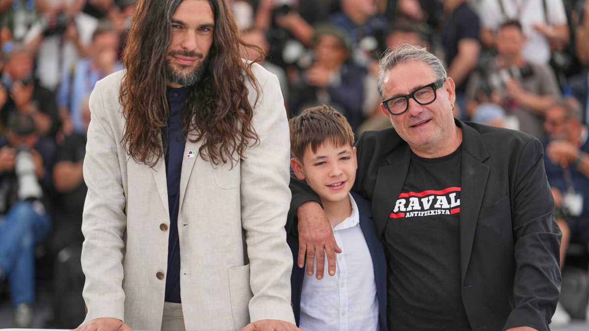 Immagine di Si grida al capolavoro, ma “Sirat” di Laxe fa dell’essere eccessivo e straripante la sua unica caratteristica