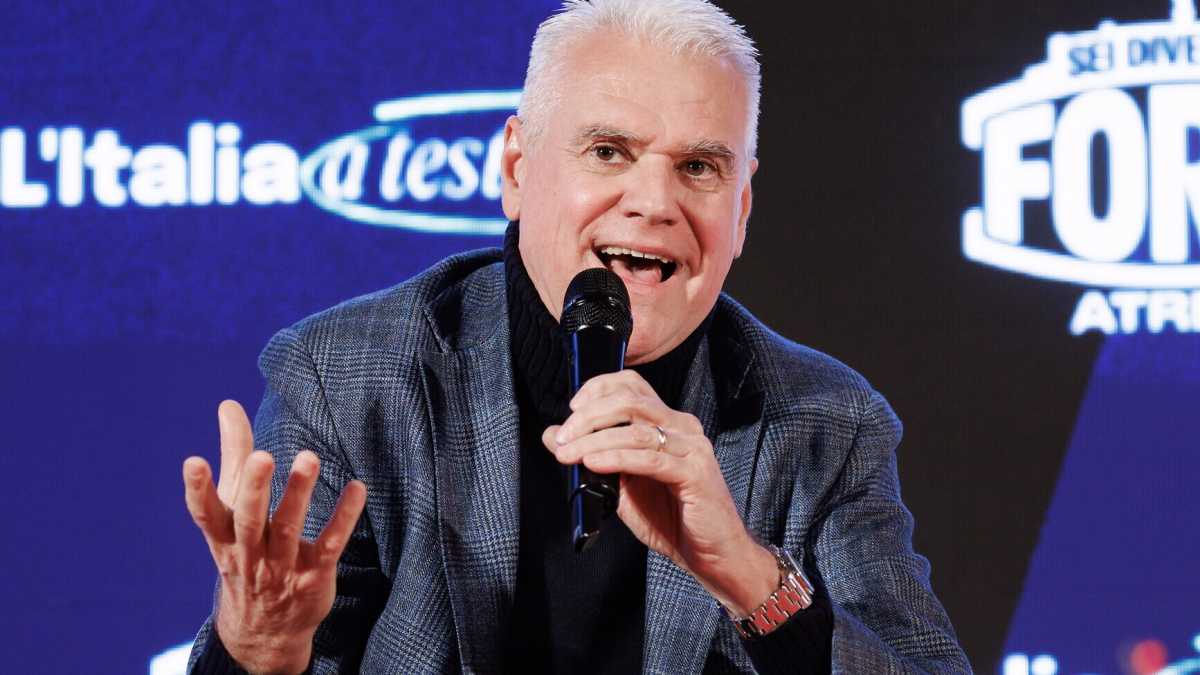 Immagine di Zangrillo in campo: "Segretario di Forza Italia? Sono a disposizione. Askatasuna? Schlein ha lasciato porta aperta all'antistato"