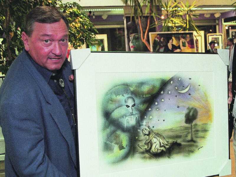 Cosmici complotti. Addio a Erich von Däniken, il guru dei cospirazionisti