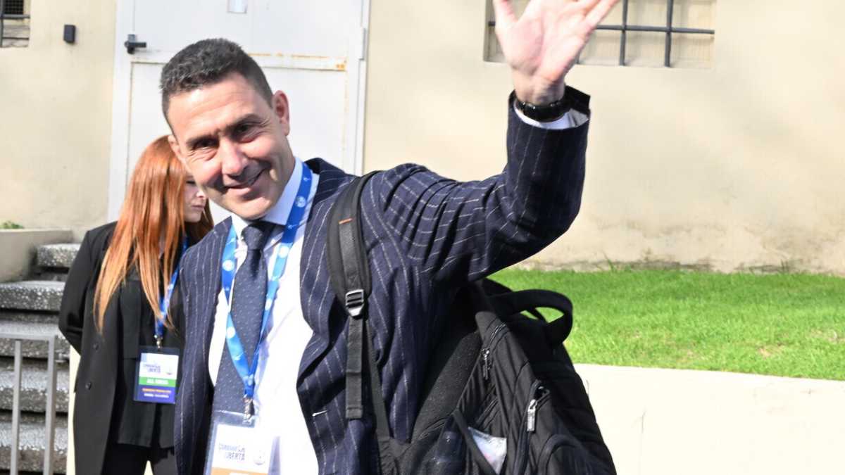 Immagine di Zaia: "Vannacci era un corpo estraneo. Borghi: "Dolore personale". Le reazioni (varie) dei leghisti all'addio