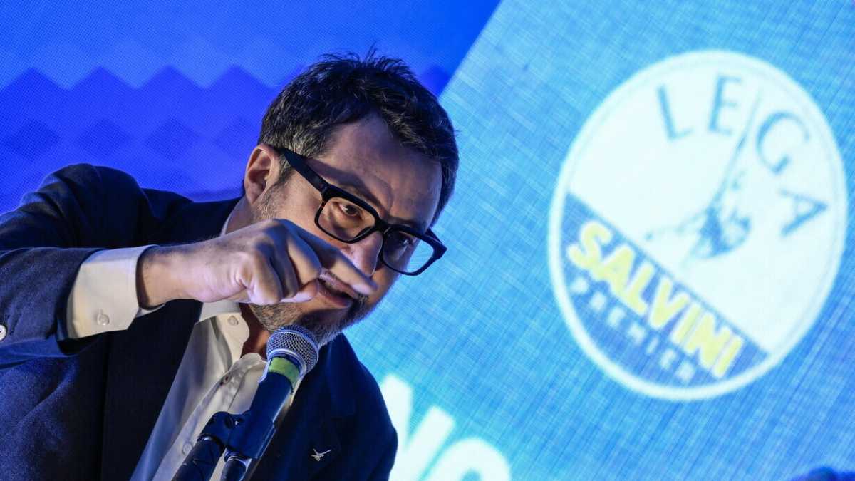 Immagine di Salvini prepara la sua legge sulla remigrazione. Oggi il Consiglio federale della Lega