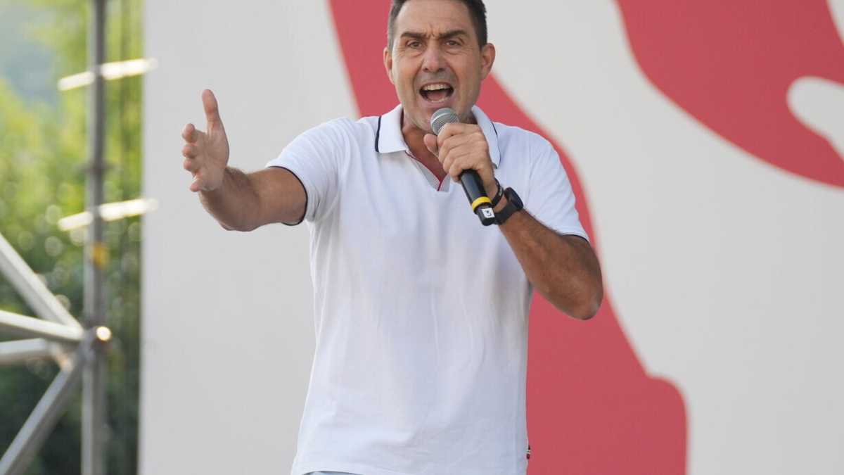Immagine di Vannacci e i suoi seguaci: chi va, chi resta e chi aspetta