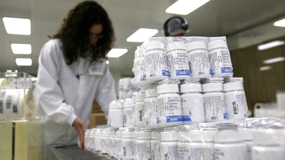 Immagine di L'ideologia in farmacia. Monza vuole boicottare i farmaci israeliani. Polemiche e paradossi etici