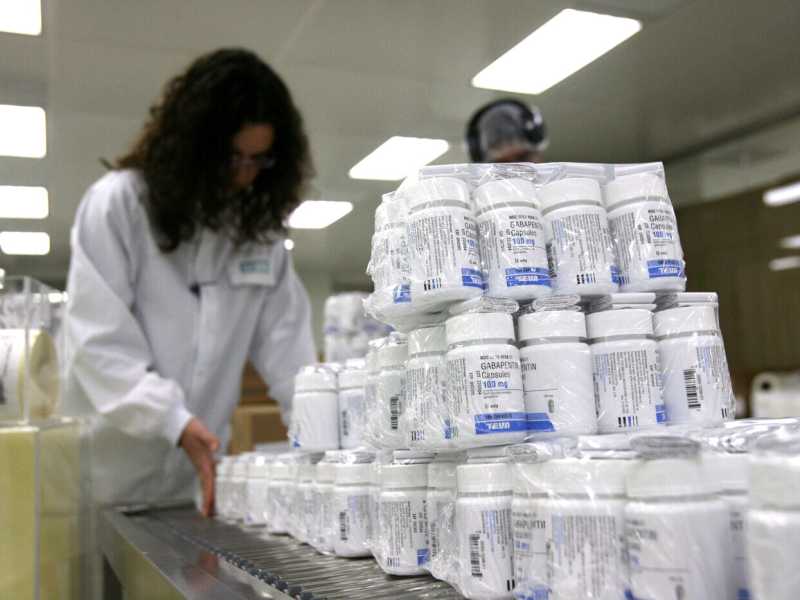 L'ideologia in farmacia. Monza vuole boicottare i farmaci israeliani. Polemiche e paradossi etici