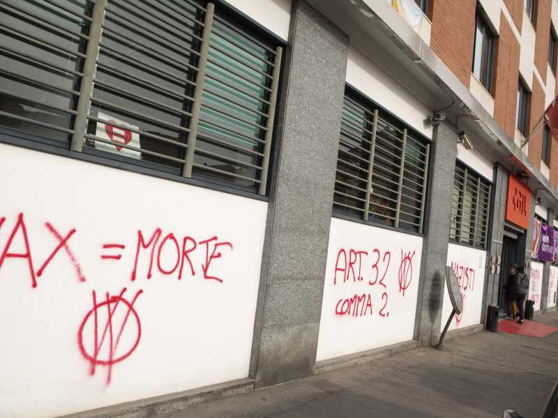 Trenta mesi per ritirare lo studio fragile sui danni da vaccino: troppo tardi per fermare la disinformatija no-vax