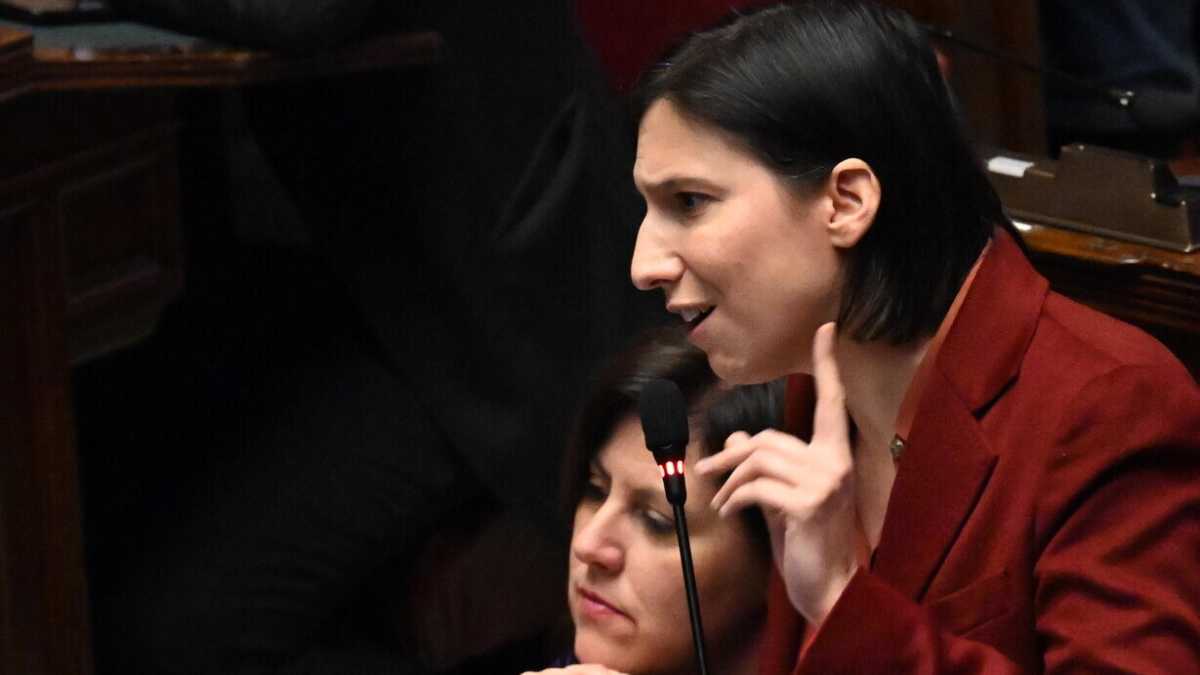 Immagine di La vera emergenza democratica è il grande vuoto al centro del Pd