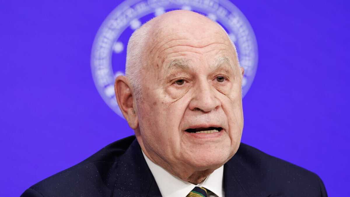 Immagine di Nordio in tv, anche da Floris, per contrastare i sondaggi in calo. Minoli: "Per vincere, deve parlare in tv"