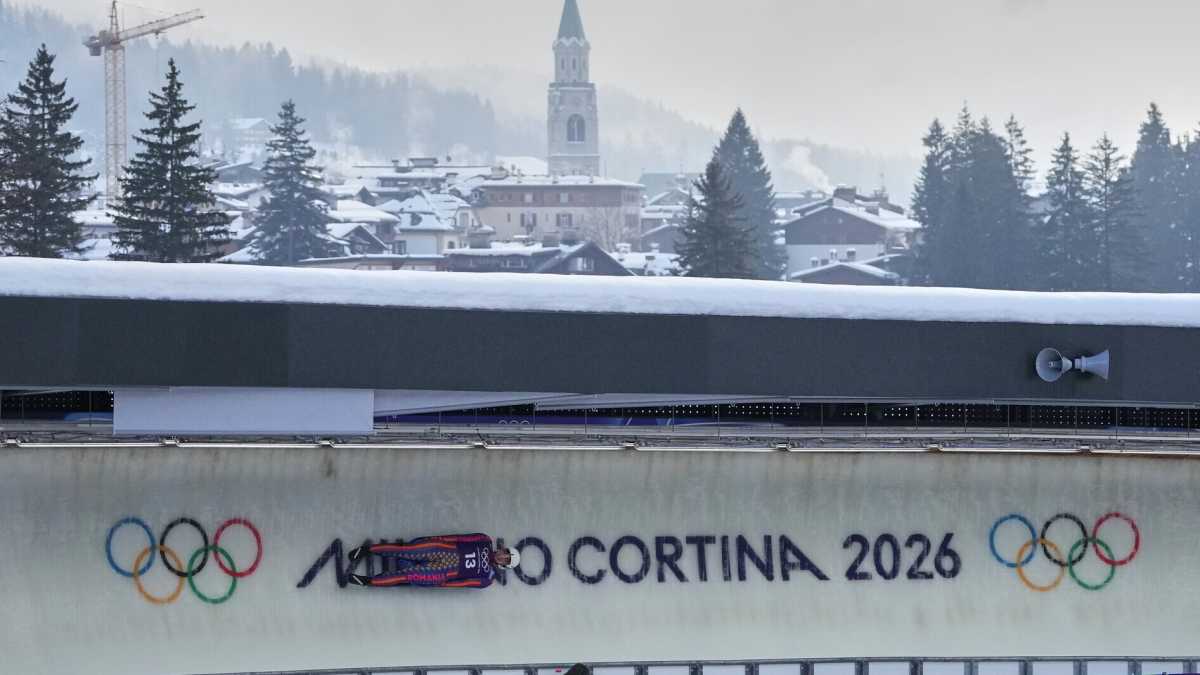 Immagine di "Alboreto is nothing". Milano-Cortina è arrivata con quarant'anni di ritardo