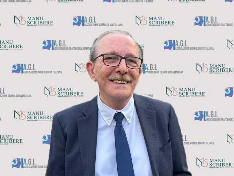 Guglielmo Incerti Caselli: “Si legge l’anima nella scrittura a mano. Ridiamo la stilografica ai bambini”