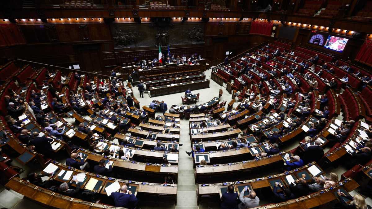 Immagine di Effetto remigrazione: la Camera valuta di limitare le prenotazioni alle conferenze in sala stampa