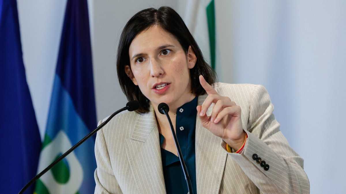 Immagine di Schlein anima e corpo sul referendum, Pd inquieto su “TeleMeloni”