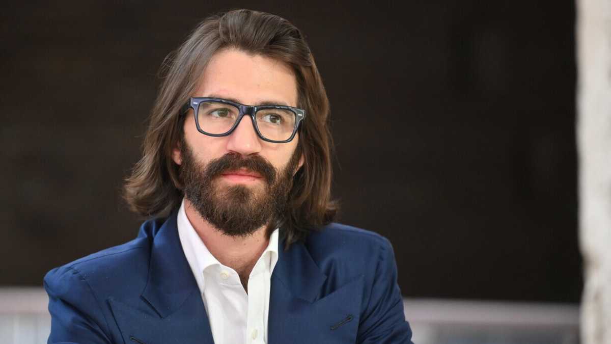 Immagine di A questo paese servono più Leonardo Maria Del Vecchio