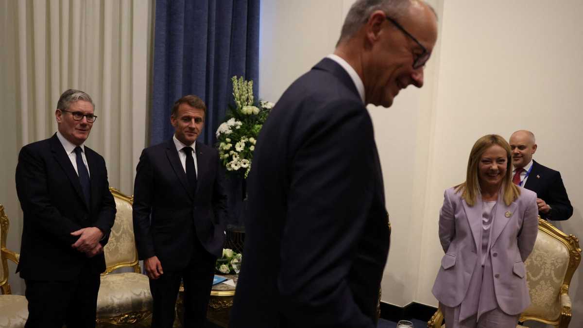 Immagine di Fughe in avanti, pacificazioni e spaccature tra i leader Ue. Le posizioni di Meloni