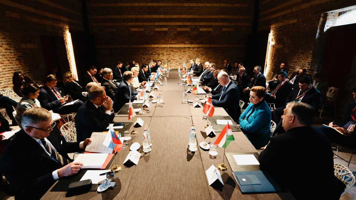 Immagine di Merz, Meloni, Draghi, Monti. Tutti i paletti da fissare per scongiurare che la nuova Europa sia meno europea