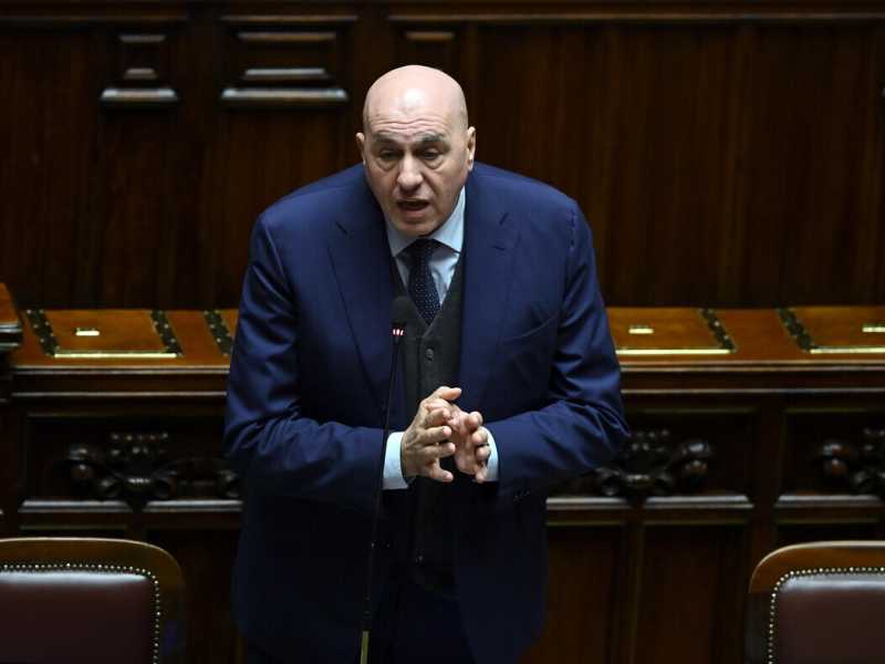 Crosetto: “A votare No solo gli indagati e la massoneria deviata? Questa volta Gratteri è indifendibile”