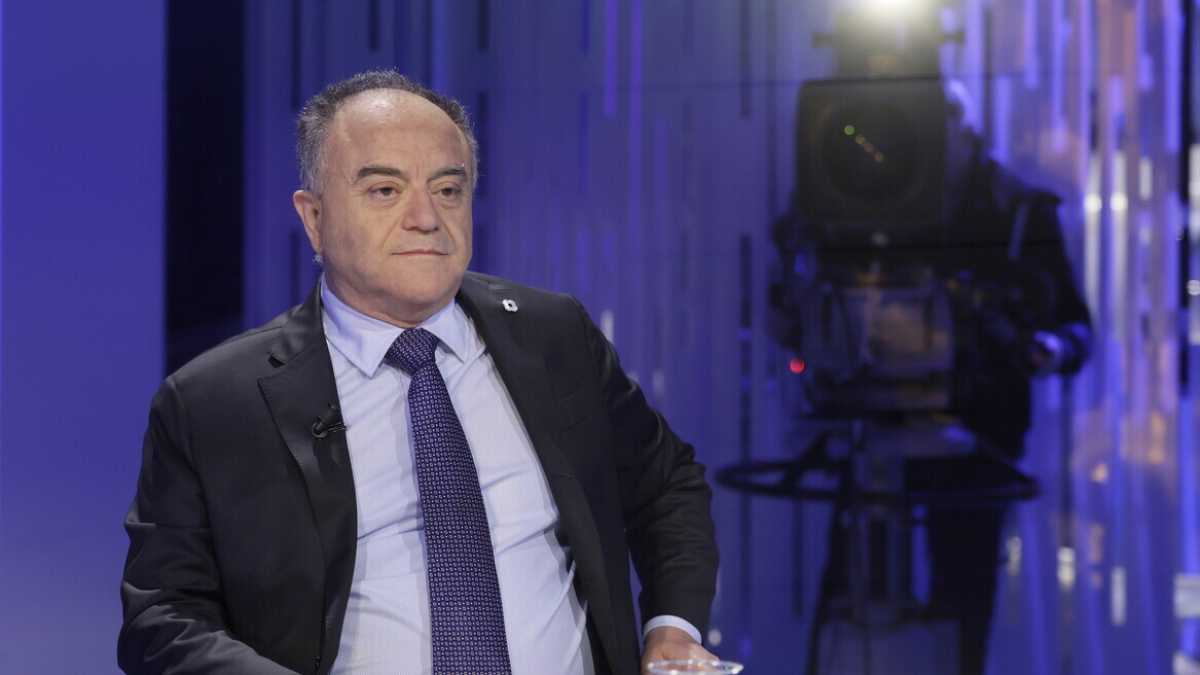 Immagine di I Gratteri di Meloni. È indecisa se partecipare al grande evento referendario di Milano. L’ombra del procuratore in politica