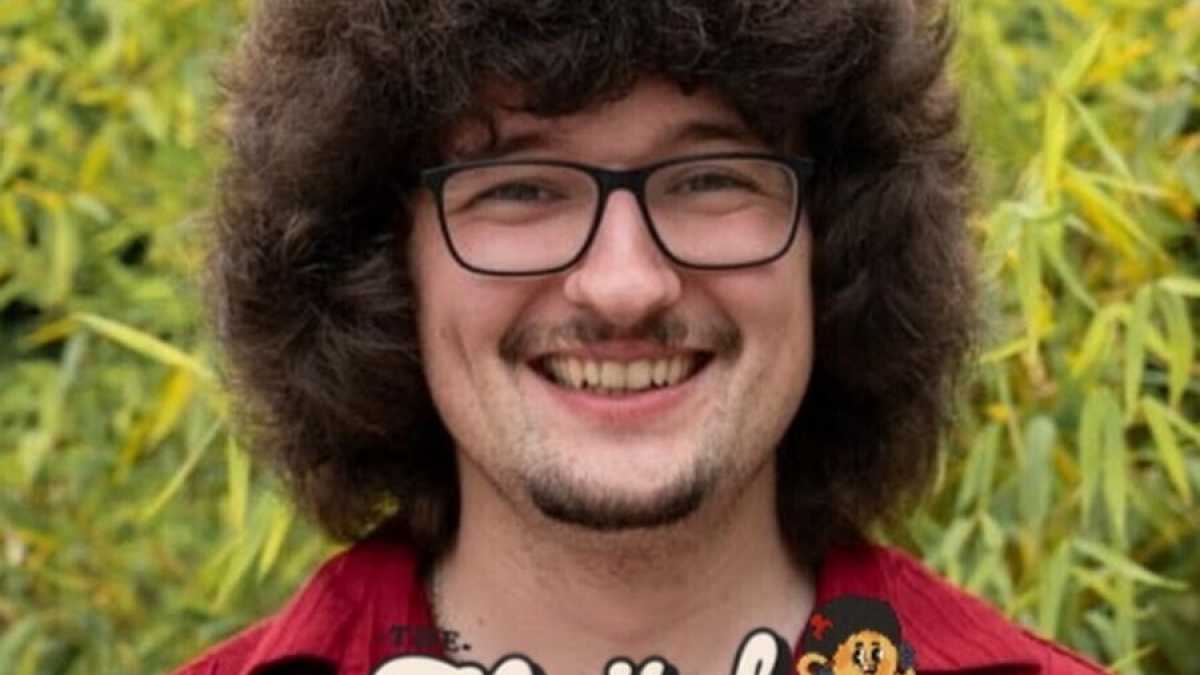 Immagine di Il tifoso capellone dello United ha rotto le scatole