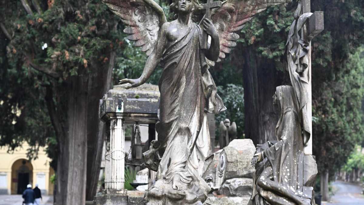 Immagine di Il cimitero del Verano, dove i morti garantiscono il passato ai vivi