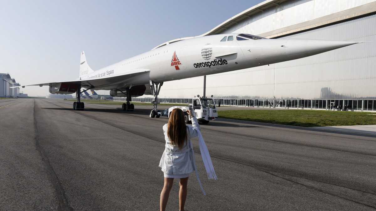Immagine di Cinquant’anni fa l’aereo supersonico decollava per la prima volta. Tra tentativi e fallimenti, spionaggio e cervelli in fuga