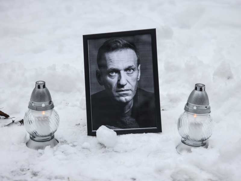Sono passati due anni dalla morte di Alexei Navalny. Tutte le bugie del Cremlino