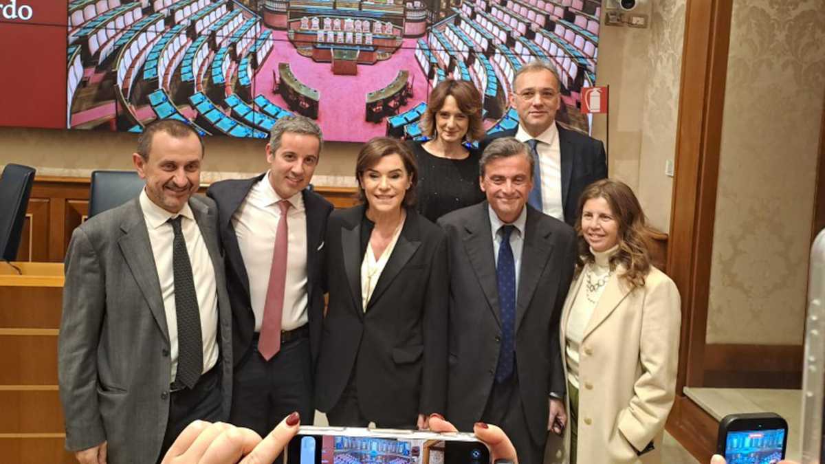 Immagine di La sinistra radicale di Schlein e le ambiguità in Europa: Elisabetta Gualmini spiega i motivi dell'addio al Pd