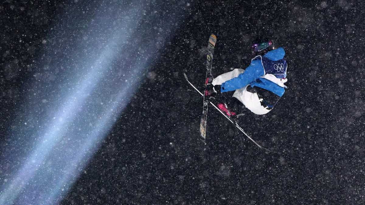 Immagine di Il bronzo di Flora Tabanelli nel freestyle big air è un inno alla perseveranza