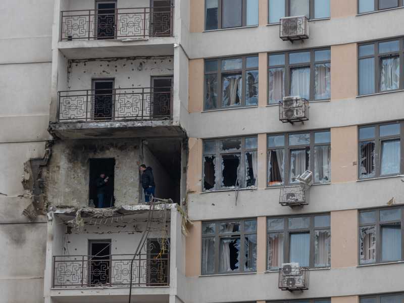 Le bombe e i generatori a Odessa e le poche aspettative per i negoziati con i russi a Ginevra