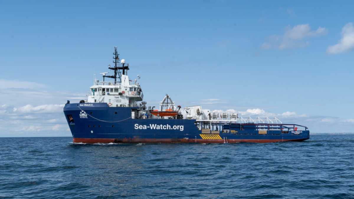 Immagine di Il tribunale di Catania revoca il fermo di Sea Watch 5. Salvini: "Pregiudizio politico di alcuni giudici"