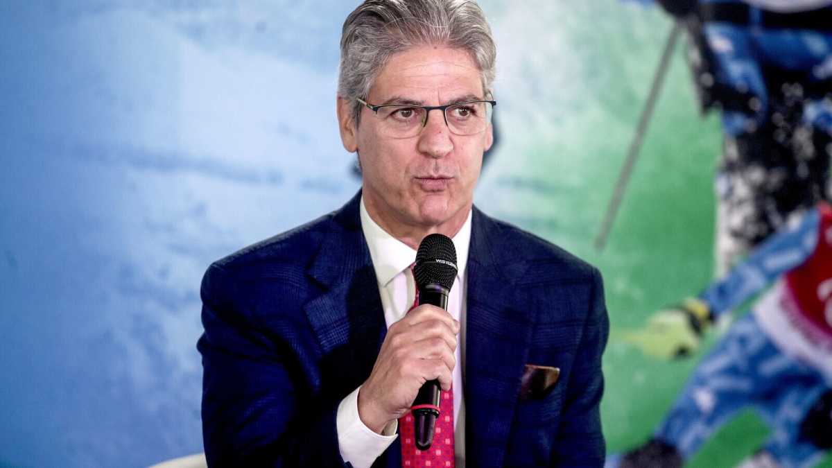 Immagine di Petrecca rimette il suo mandato di direttore di Rai Sport all'ad Rossi