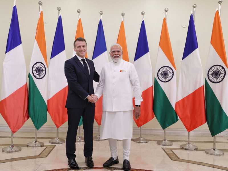 Modi accoglie Macron nella "terza via" indiana. Tra Rafale e intelligenza artificiale